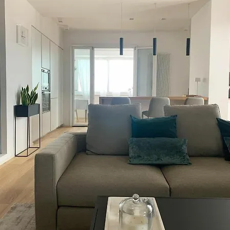 Penthouse F8 - Panoramic Terrace, View Two Towers * Bologna