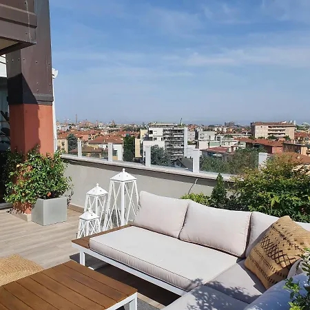 Penthouse F8 - Panoramic Terrace, View Two Towers Apartment *